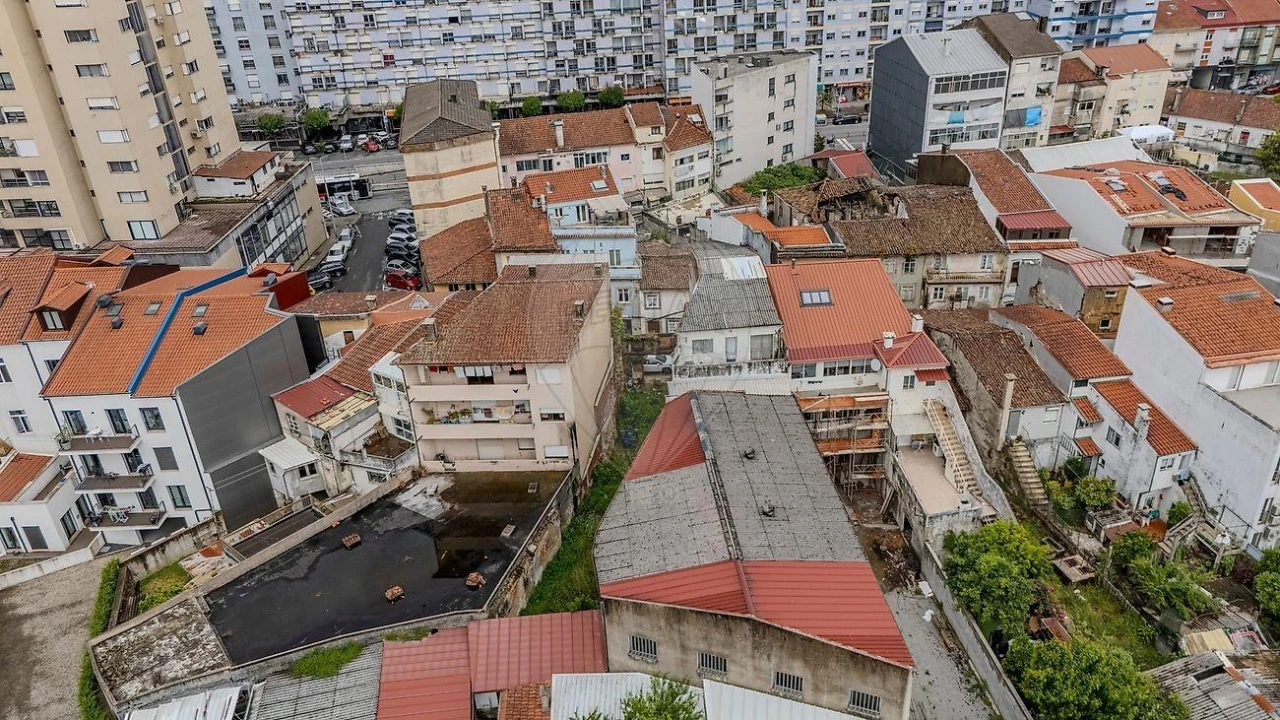 Apartamento para Venda em Braga (Maximinos, Sé e Cividade) Foto 3
