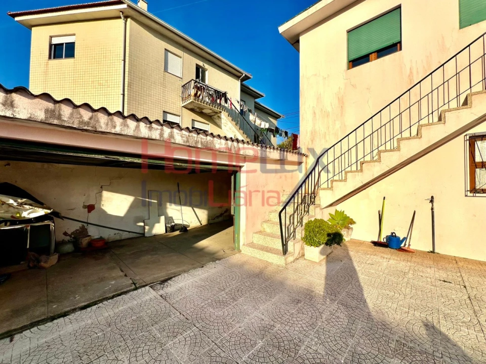Moradia T3 para Venda em Fânzeres e São Pedro da Cova Foto 14