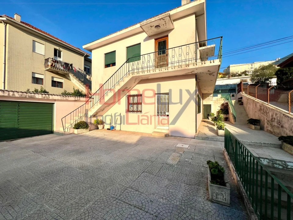Moradia T3 para Venda em Fânzeres e São Pedro da Cova Foto 18