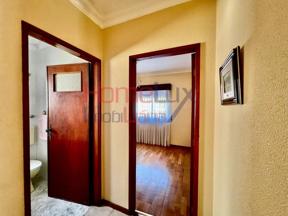 Moradia T3 para Venda em Fânzeres e São Pedro da Cova Foto 27