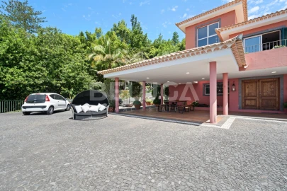 Moradia T3 para Venda em São Martinho