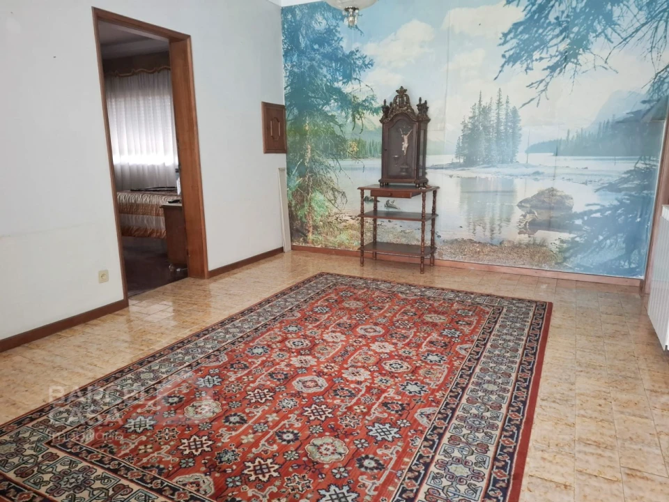 Moradia T5 para Venda em Roriz Foto 18