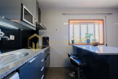 Moradia T3 para Venda em São Pedro Fins