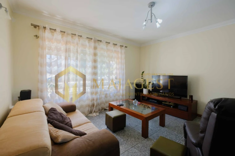 Moradia T3 para Venda em São Pedro Fins Foto 31