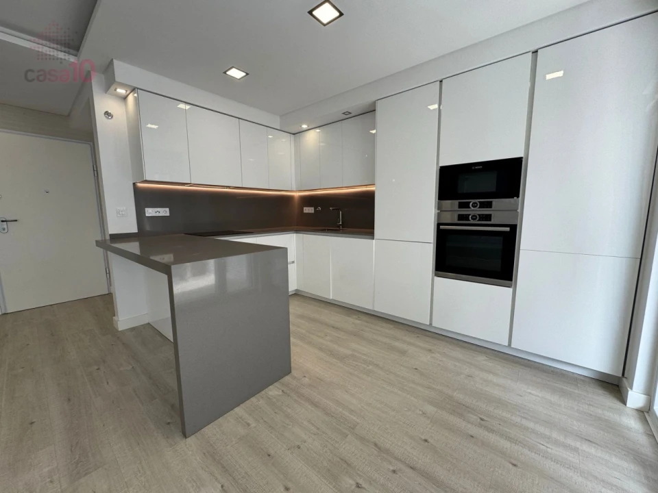 Apartamento T3 para Venda em Carcavelos e Parede Foto 5