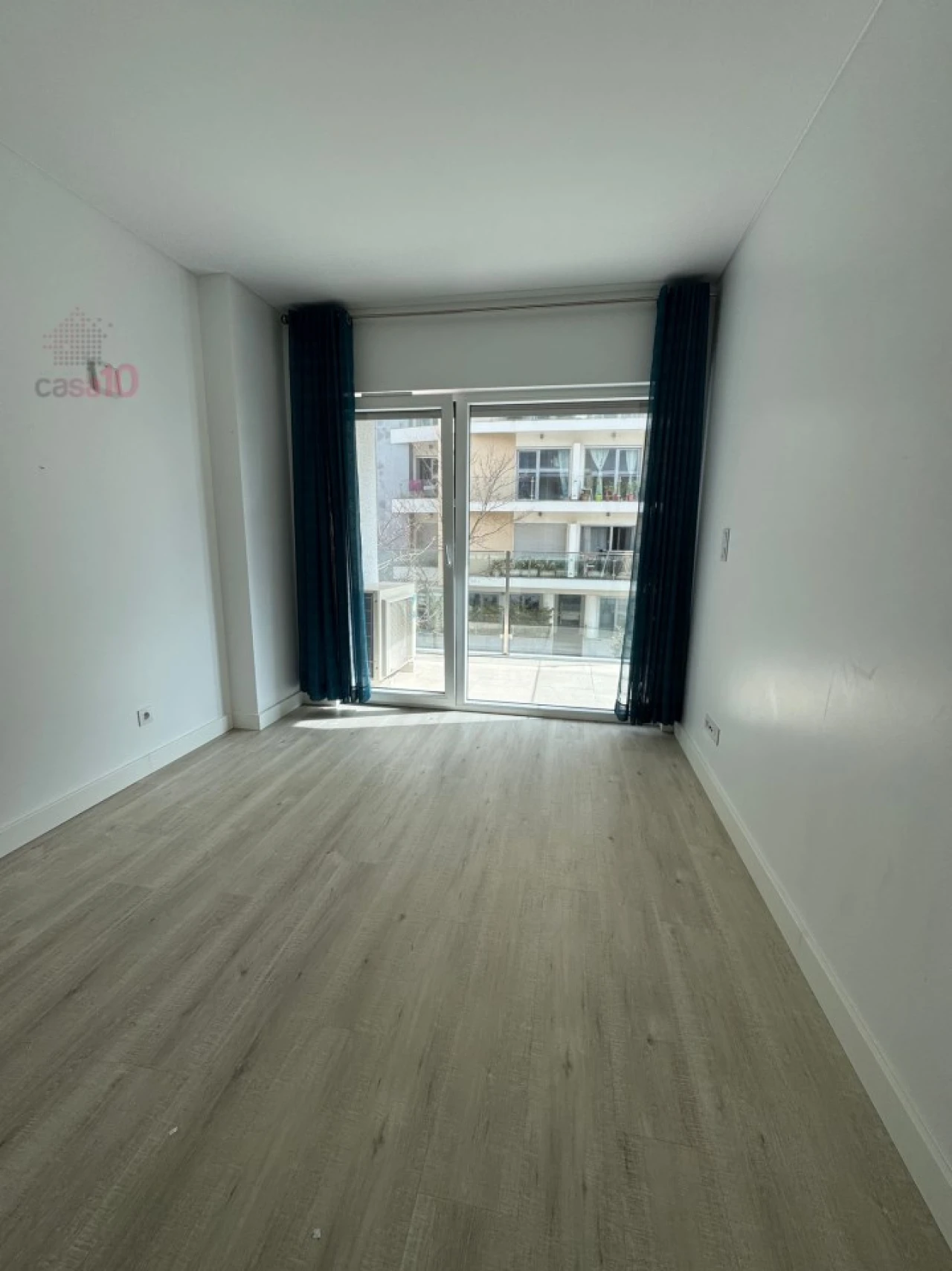 Apartamento T3 para Venda em Carcavelos e Parede Foto 12