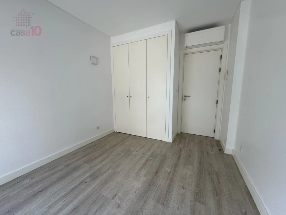 Apartamento T3 para Venda em Carcavelos e Parede Foto 18
