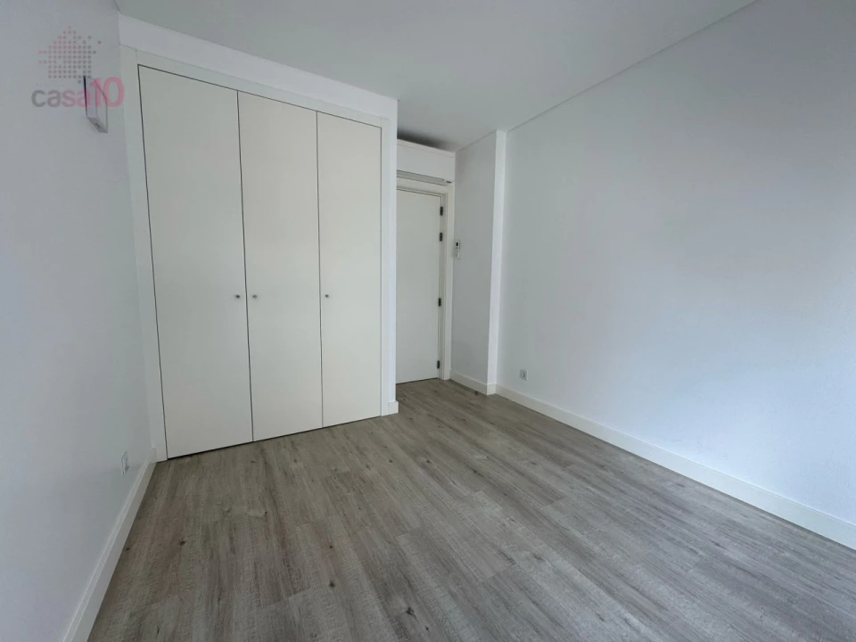 Apartamento T3 para Venda em Carcavelos e Parede Foto 19