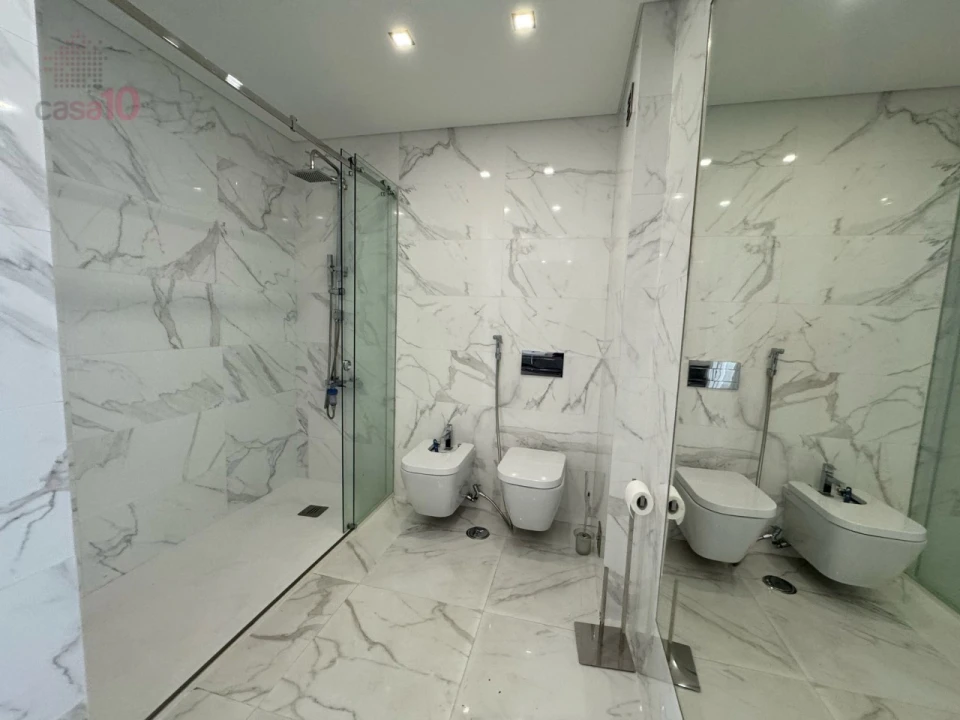 Apartamento T3 para Venda em Carcavelos e Parede Foto 21