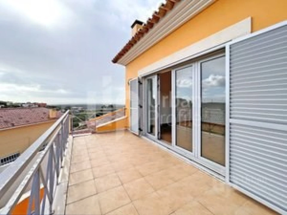 Moradia T3 para Venda em Alcabideche Foto 23
