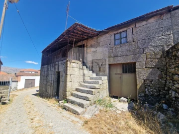 Moradia T7 para Venda em São Tomé do Castelo e Justes