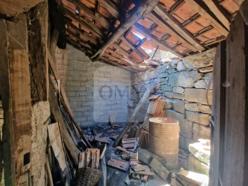 Moradia T7 para Venda em São Tomé do Castelo e Justes