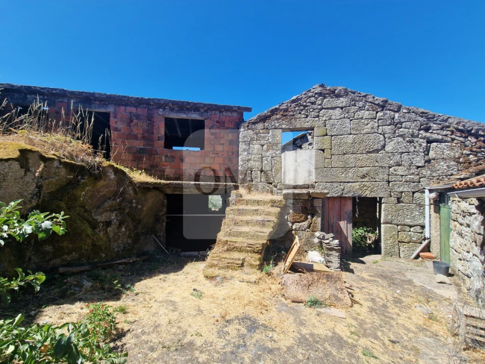 Moradia para Venda em São Tomé do Castelo e Justes Foto 1