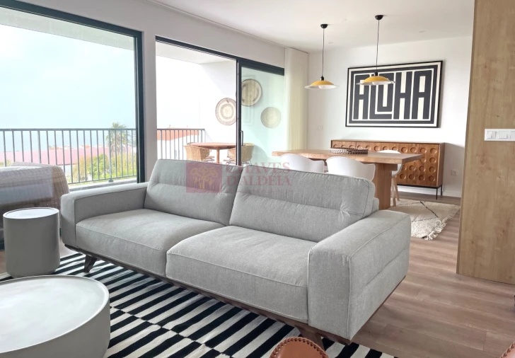 Apartamento T2 para Arrendamento em Encarnação Foto 10