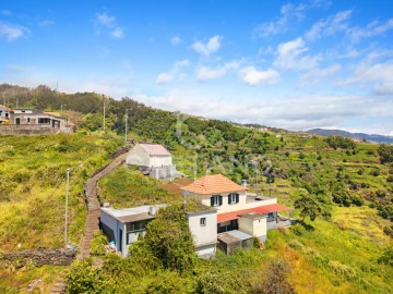 Moradia T2 para Venda em Ponta do Sol
