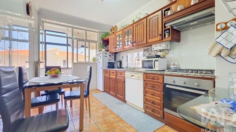 Apartamento T3 para Venda em Ovar, São João, Arada e São Vicente de Pereira Jusã