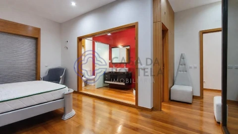 Apartamento T4 para Venda em Póvoa de Varzim, Beiriz e Argivai