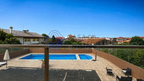 Apartamento T4 para Venda em Póvoa de Varzim, Beiriz e Argivai