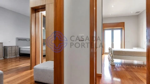 Apartamento T4 para Venda em Póvoa de Varzim, Beiriz e Argivai