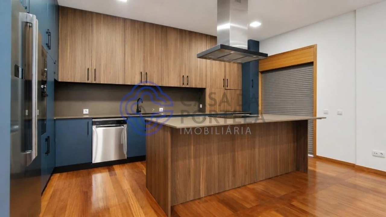Apartamento T4 para Venda em Póvoa de Varzim, Beiriz e Argivai Foto 9