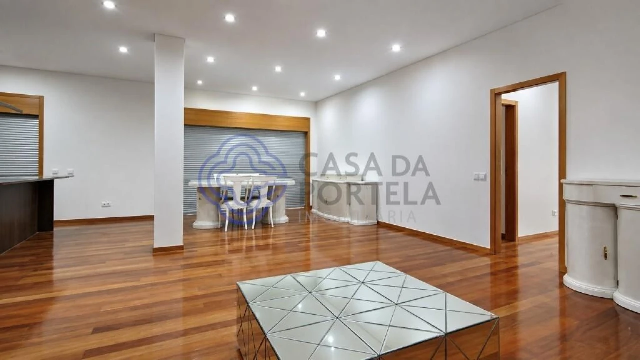 Apartamento T4 para Venda em Póvoa de Varzim, Beiriz e Argivai Foto 2