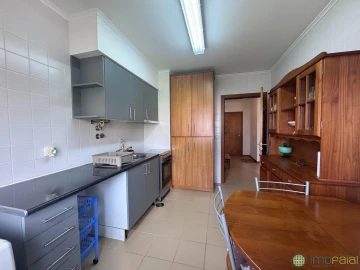 Apartamento T2 para Venda em Horta (Matriz)