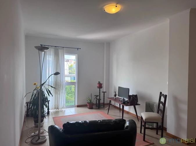 Apartamento T2 para Venda em Horta (Matriz) Foto 3
