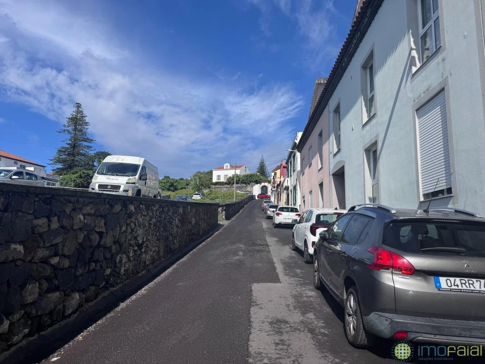 Apartamento T2 para Venda em Horta (Matriz) Foto 22