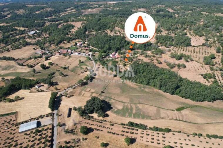 Terreno para Venda em Carragosa Foto 2