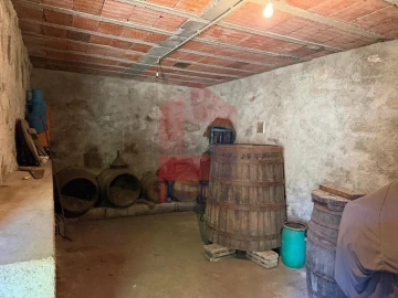Moradia T2 para Venda em Pico de Regalados, Gondiães e Mós