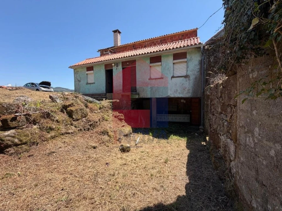 Moradia T2 para Venda em Pico de Regalados, Gondiães e Mós Foto 17
