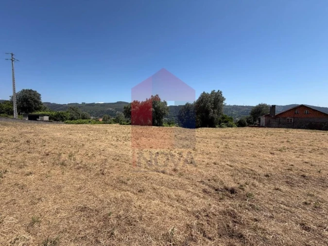 Moradia T2 para Venda em Pico de Regalados, Gondiães e Mós Foto 23