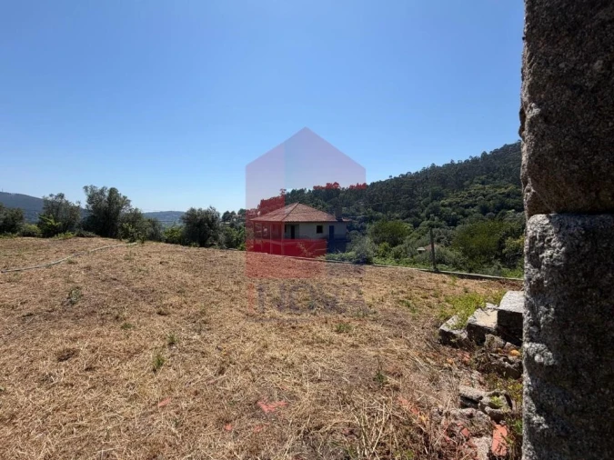 Moradia T2 para Venda em Pico de Regalados, Gondiães e Mós Foto 24
