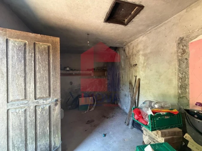 Moradia T2 para Venda em Pico de Regalados, Gondiães e Mós Foto 9