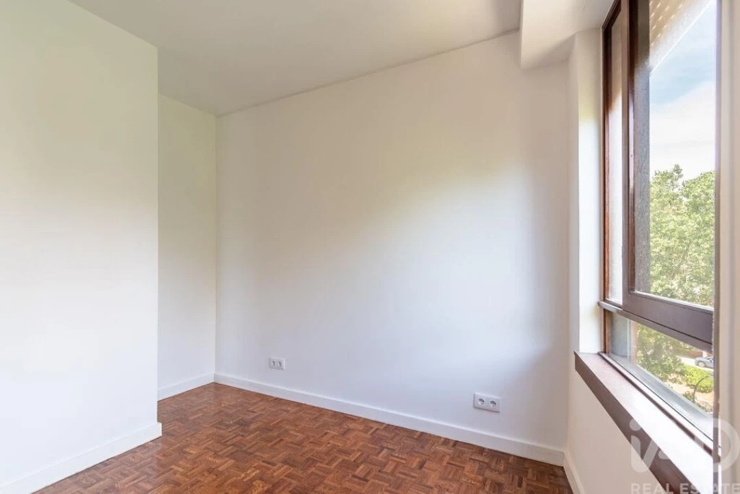 Apartamento T3 para Venda em Aldoar, Foz do Douro e Nevogilde Foto 14