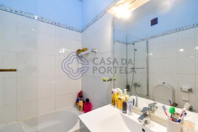 Apartamento T2 para Venda em Agualva e Mira-Sintra