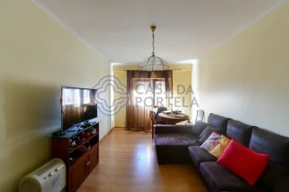 Apartamento T2 para Venda em Agualva e Mira-Sintra