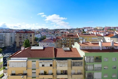 Apartamento T2 para Venda em Agualva e Mira-Sintra
