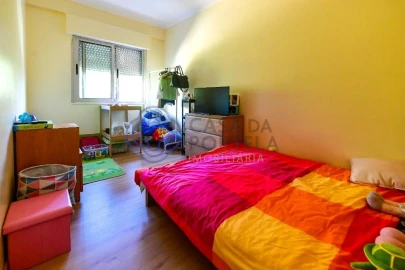 Apartamento T2 para Venda em Agualva e Mira-Sintra