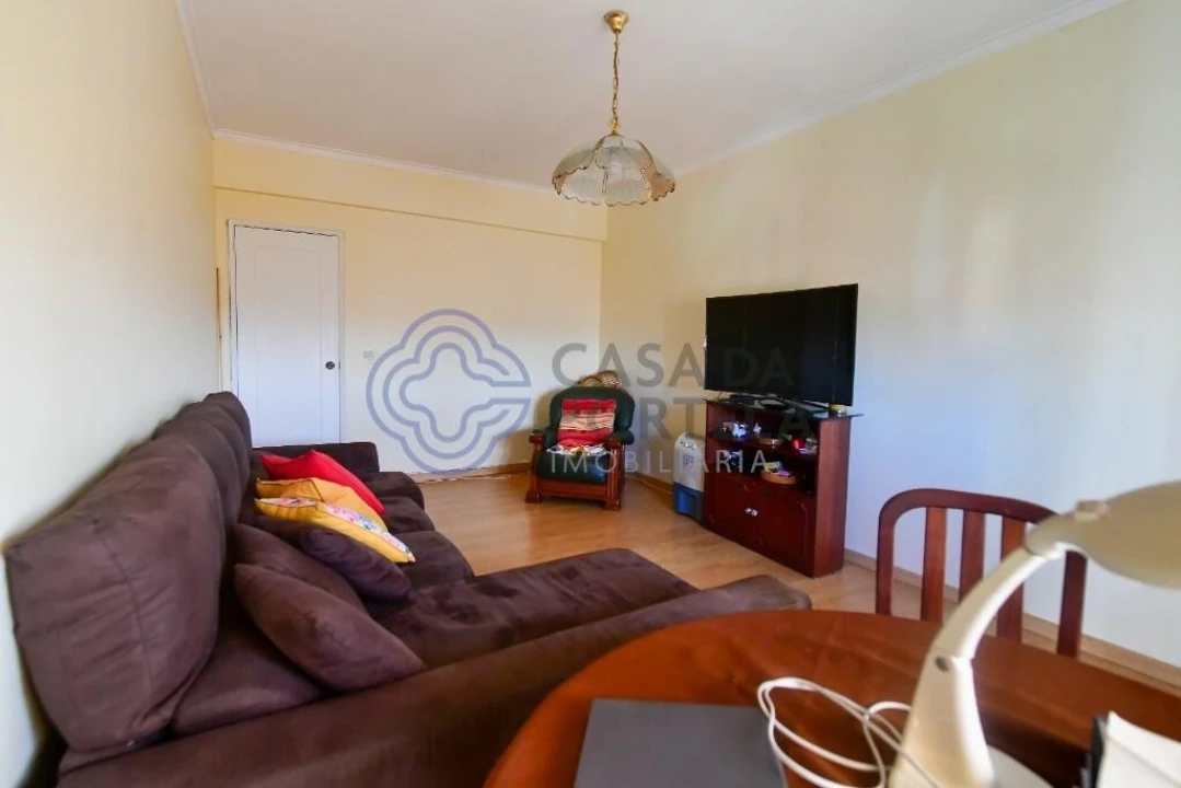 Apartamento T2 para Venda em Agualva e Mira-Sintra Foto 2