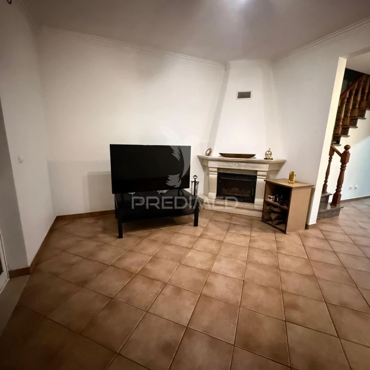 Moradia T3 para Venda em Quinta do Conde Foto 7