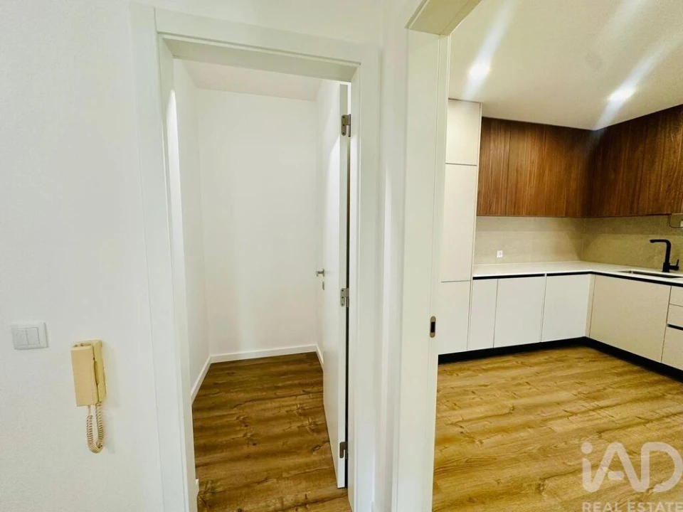 Apartamento T2 para Venda em Cadaval e Pêro Moniz Foto 10