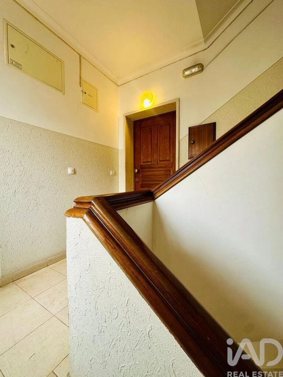 Apartamento T2 para Venda em Cadaval e Pêro Moniz Foto 17