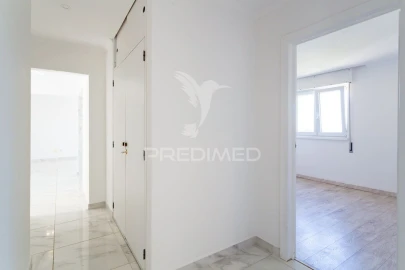 Apartamento T3 para Venda em Corroios