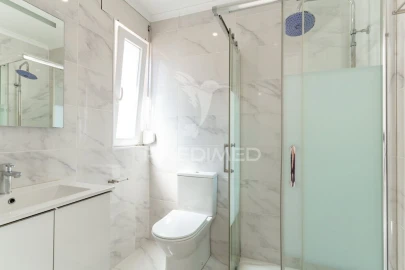Apartamento T3 para Venda em Corroios