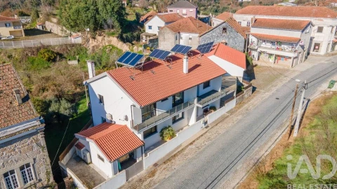 Moradia T4 para Venda em Ovoa e Vimieiro