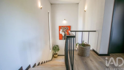 Moradia T4 para Venda em Ovoa e Vimieiro