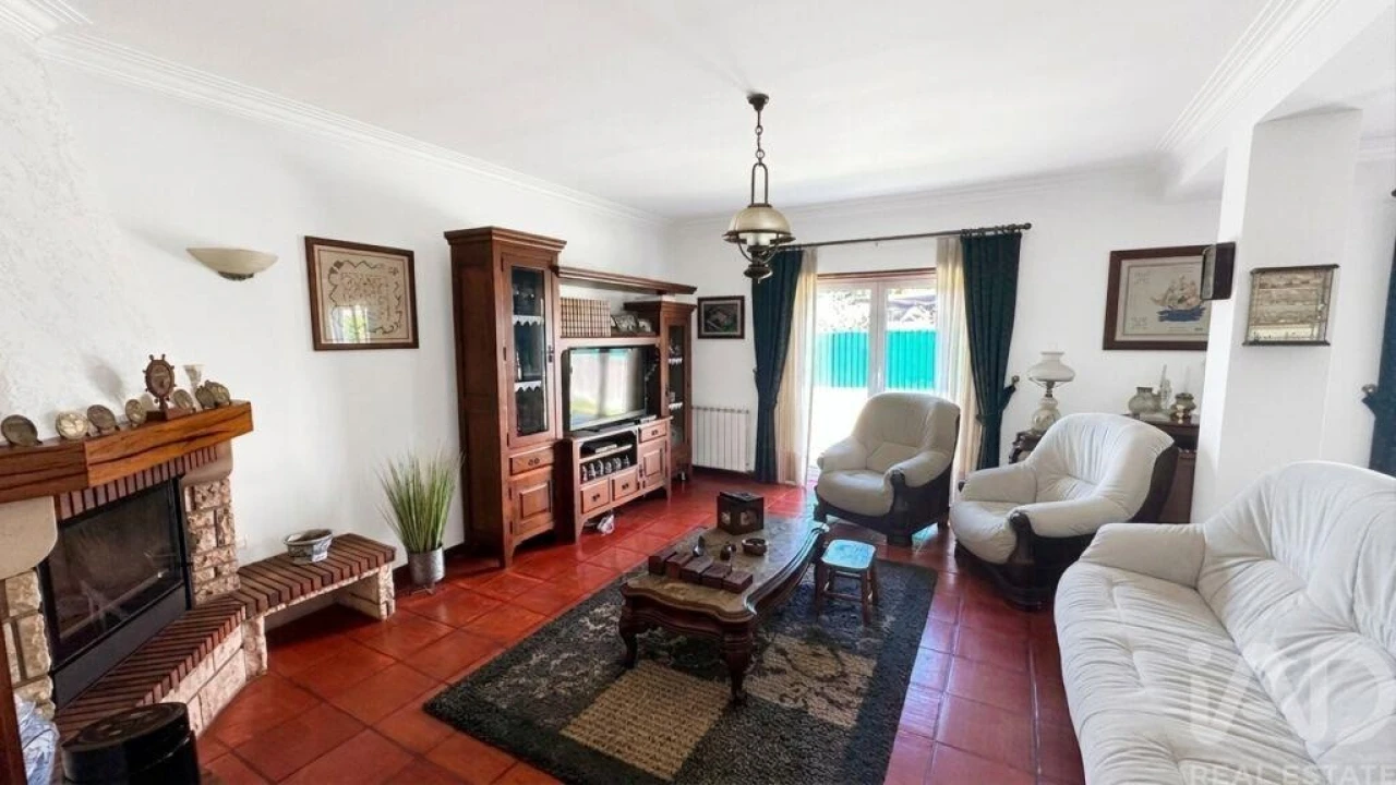 Moradia T4 para Venda em Santa Marta de Portuzelo Foto 14