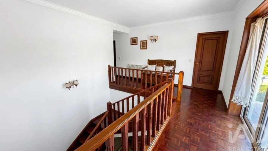 Moradia T4 para Venda em Santa Marta de Portuzelo Foto 19