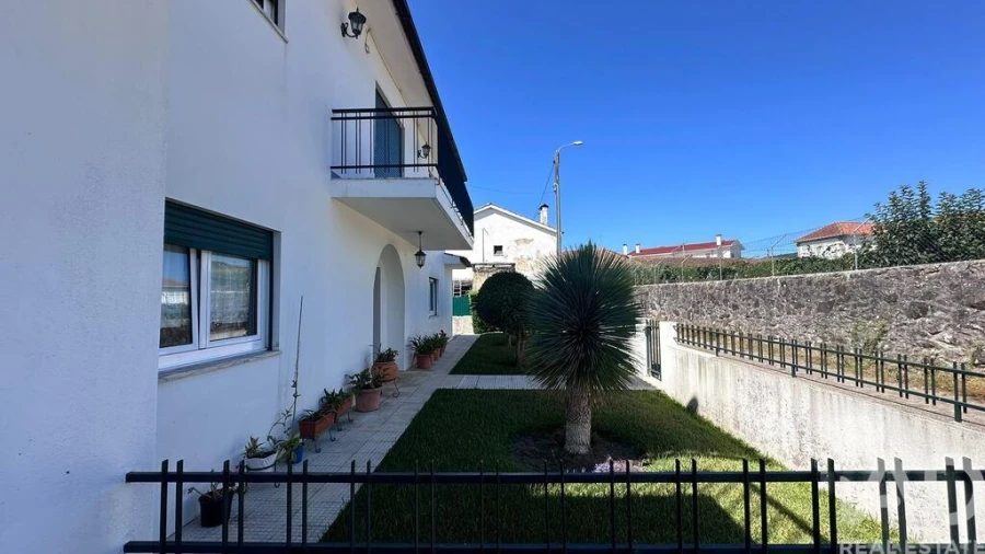 Moradia T4 para Venda em Santa Marta de Portuzelo Foto 22